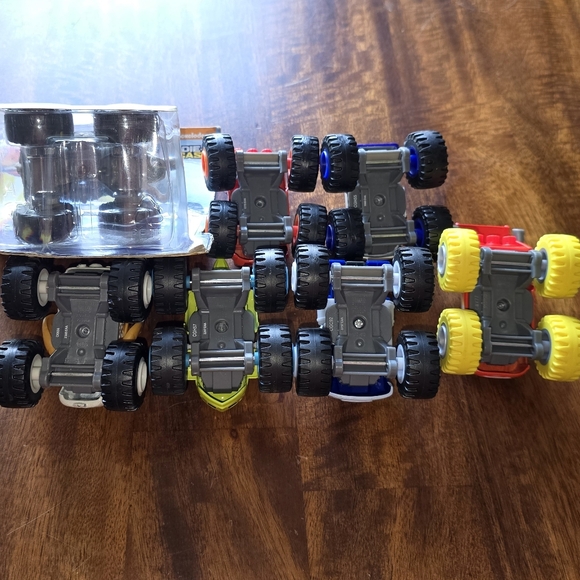 Blaze and The Monster Machine Die Cast Set of 7 Vehicles:1 NIB-Mammoth, 6-VGUC - Picture 15 of 16